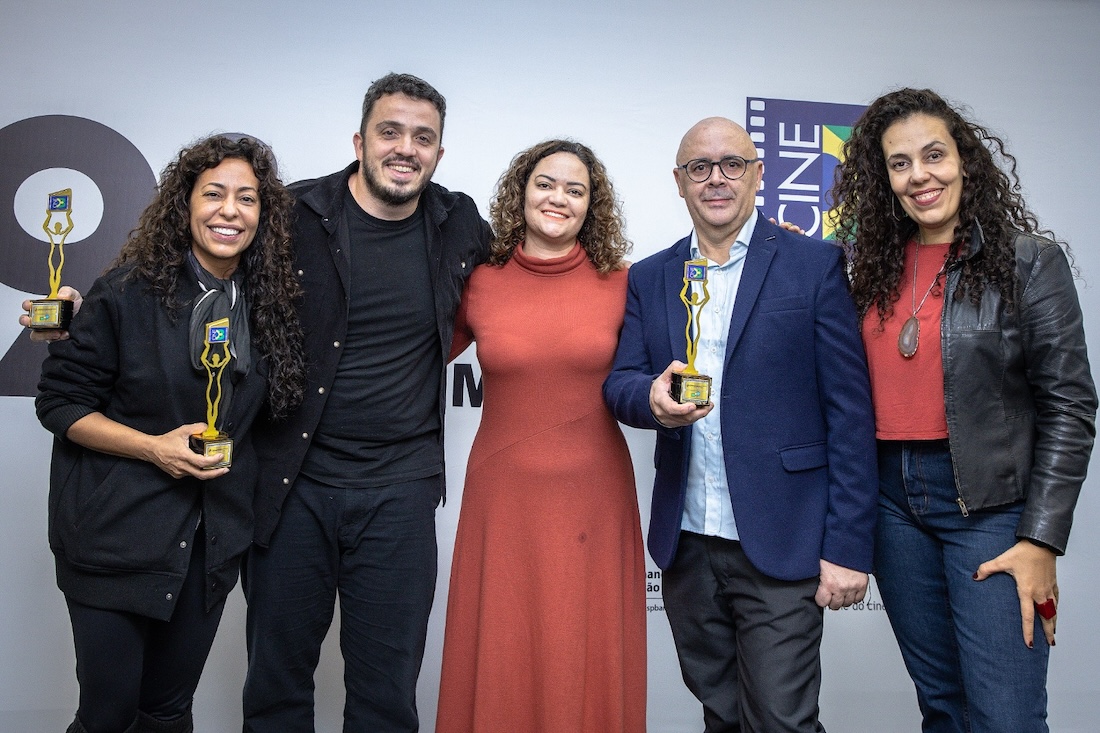 Samantha Schmütz, Pedro AntÔnio, (cineasta_ To Ryca2), Lucimara Malaquias (Serc.Geral Sindicato dos bancários SP), Cidálio Vieira Santos (CineB) e Cynthia Alário (diretora da Brazucah) - Crédito da Foto: Danilo Ramos