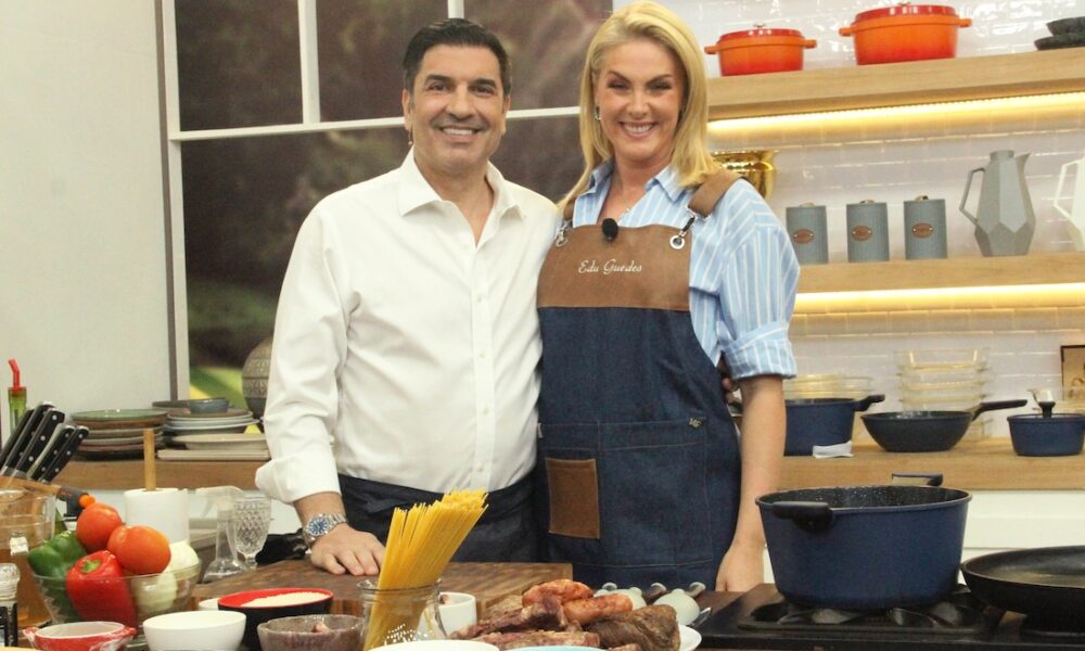 Ana Hickmann e Edu Guedes no Programa “Fica Com a Gente” - Foto: RedeTV!