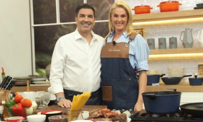 Ana Hickmann e Edu Guedes no Programa “Fica Com a Gente” - Foto: RedeTV!