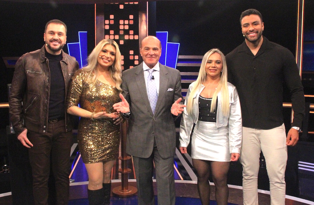 Albert Bressan, Adryana Ribeiro, Marcelo de Carvalho, Ana Paula e Antony Marquez - Crédito: Divulgação RedeTV!