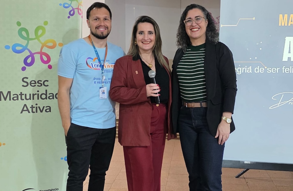 Dra Luciane Sippert, Willian Ribeiro - Cood.do Projeto Maturidade Ativa e a Diretora Bruna Ferreira - Foto: Divulgação