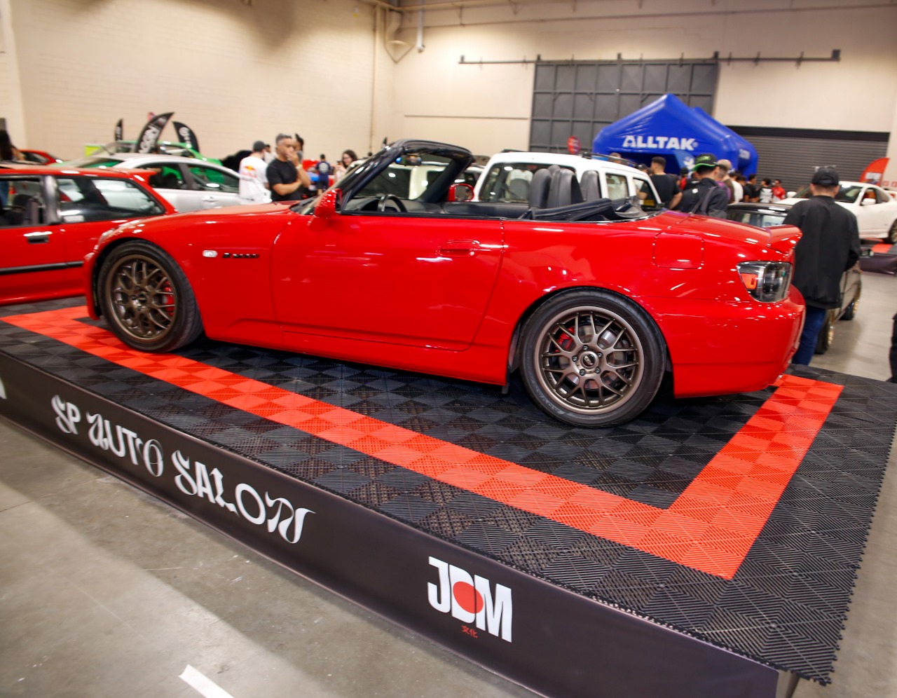 Direct Borrachas - Crédito da Foto: Thiago Duran / Divulgação