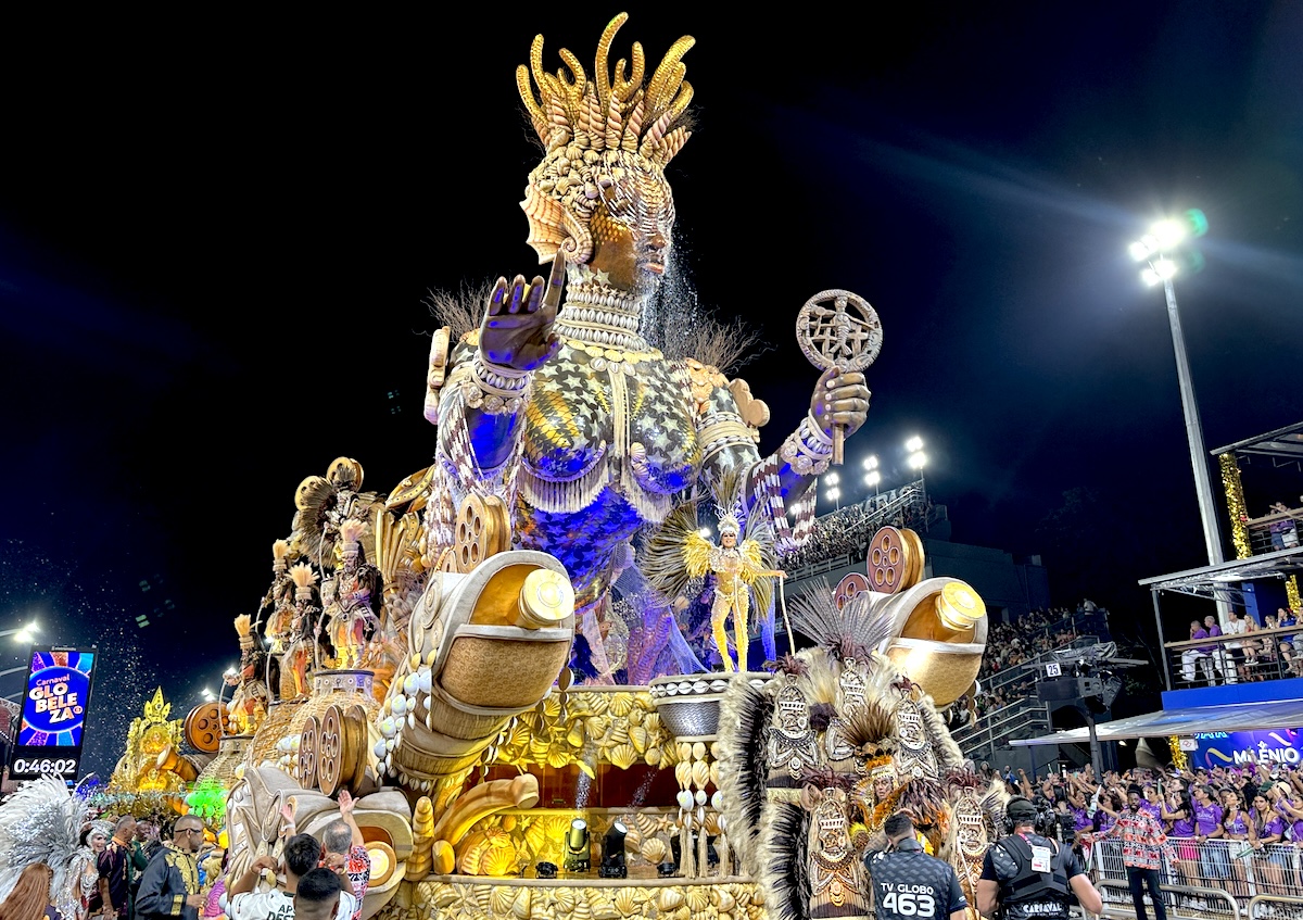 Mocidade Alegre - Crédito da Foto Renato Cipriano