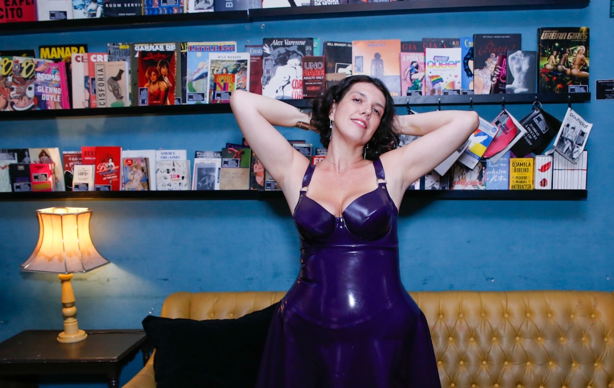 Fada (Fundadora e CEO da Erotika Town) veste Libidex na Cidade Fetiches realizada no casarão LoveNox, SP | Foto: Thiago Duran