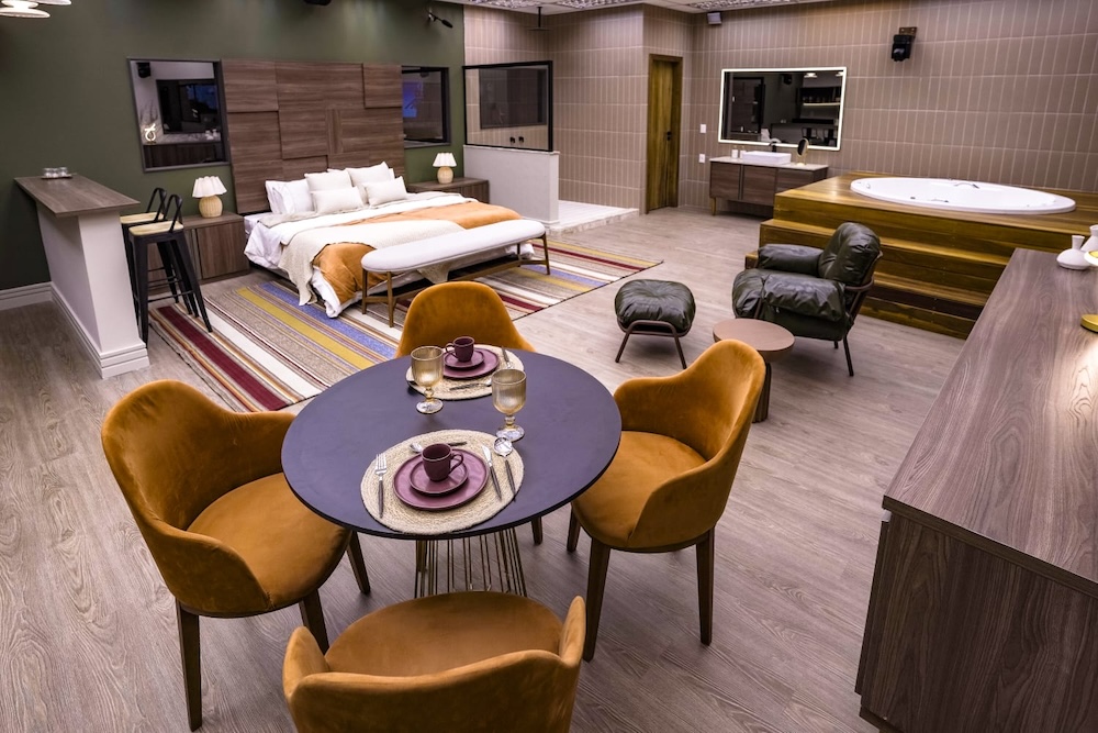 Aqualax no reality “A Casa do Patrão”