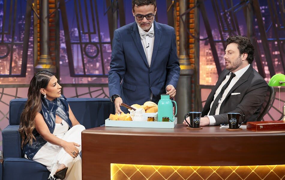 Simone Mendes no “The Noite” - Crédito das Fotos: Lourival Ribeiro / SBT Divulgação