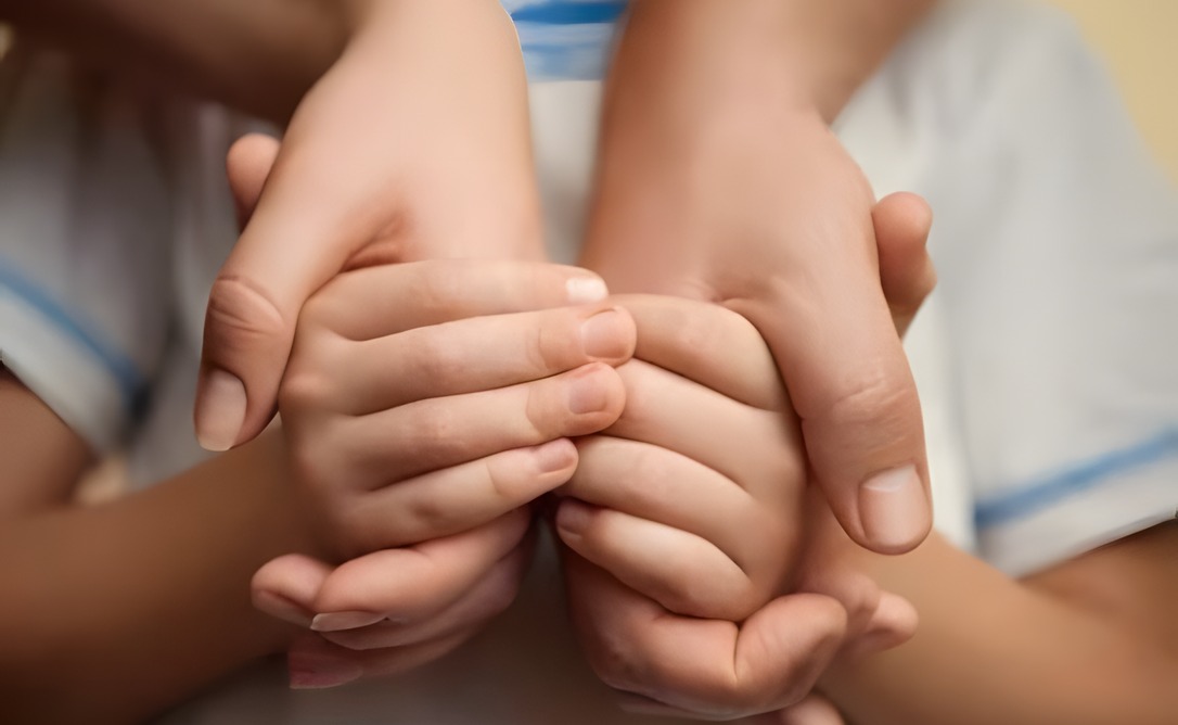 Encontro na UNIALFA vai discutir adoção, diversidade familiar e o direito à não discriminação.